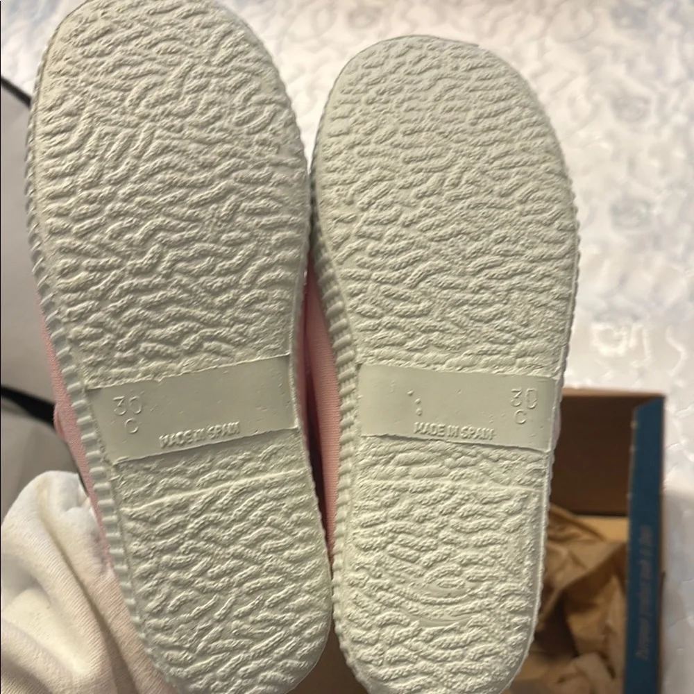 Brand new with box Cienta Light Pink Dress Shoes for Kids size 30
